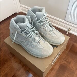 YEEZY DSRT BOOTS